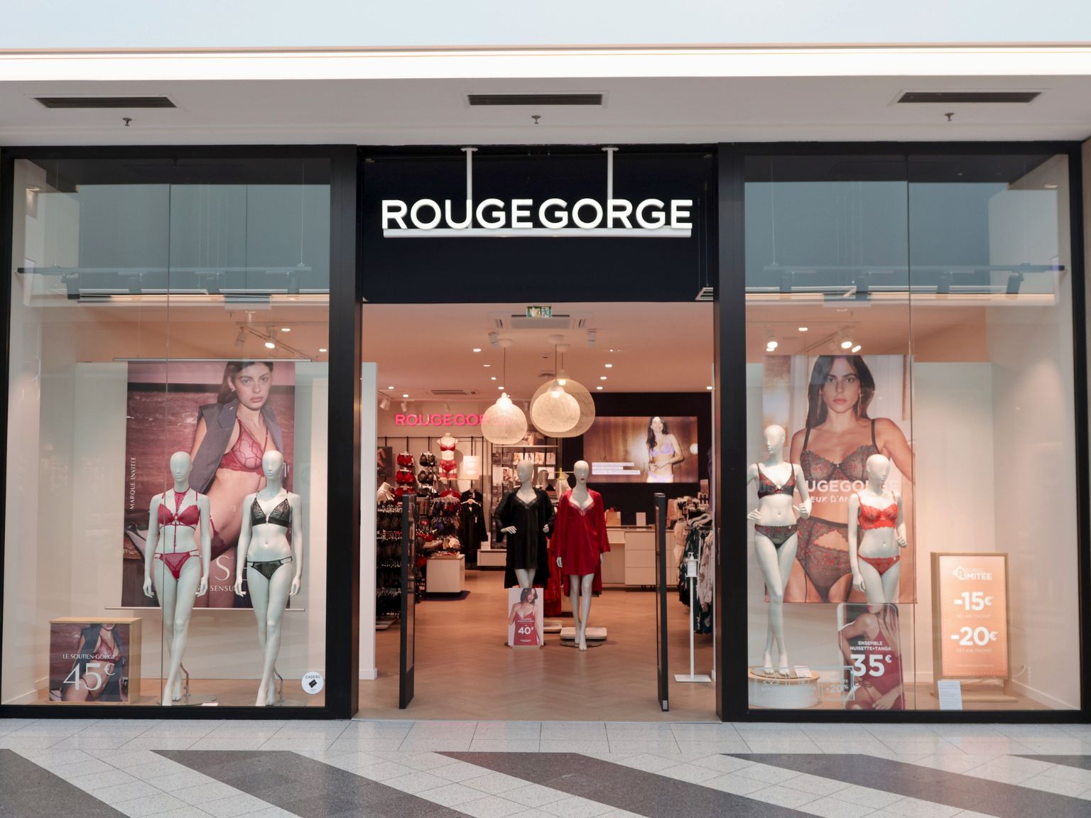 Rouge Gorge photo 1