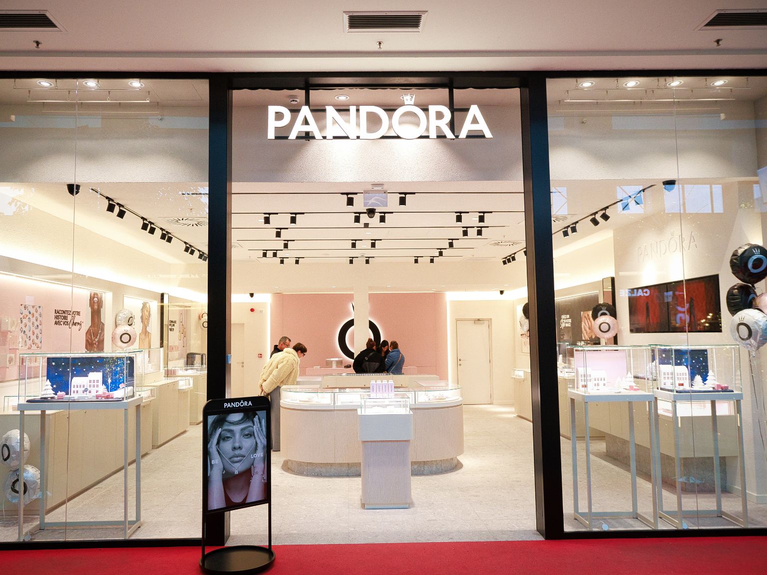 Pandora Boutique